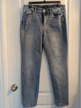 Judy Blue Medium Wash Blue Denim Jeans SZ 11/30